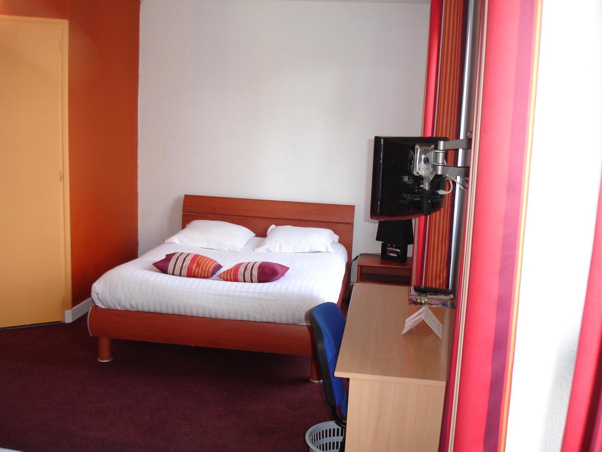 Agape Hotel Niort- Bessines Pokoj fotografie
